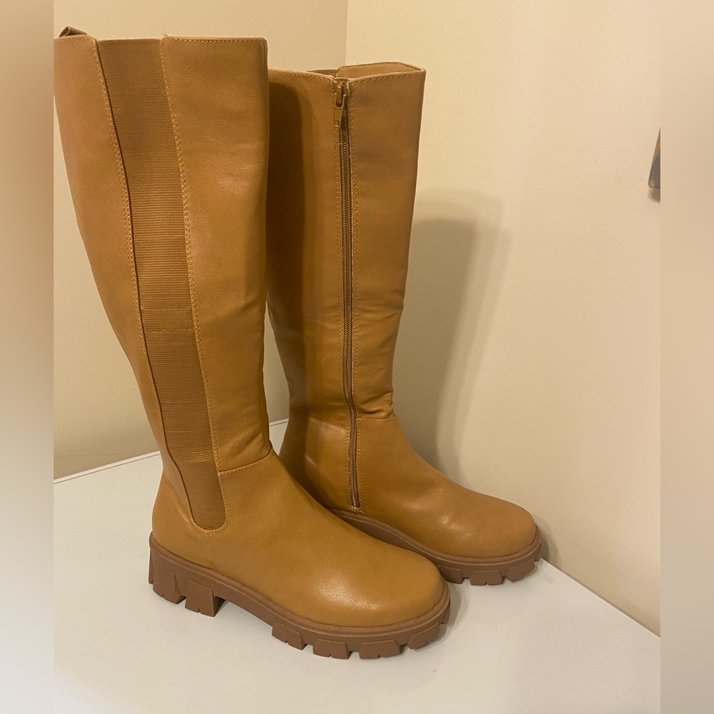 Sugar Boots Jillian Tall Lug Boots in Brown Family…NWOT…Boots Not Worn..Size: 9M